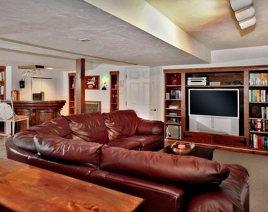 38 Sturges Commons - Photo Thumbnail 10