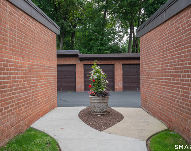 20 Outlook Avenue - Photo Thumbnail 18
