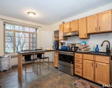20 Outlook Avenue - Photo Thumbnail 8