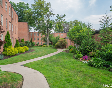 20 Outlook Avenue - Photo Thumbnail 17