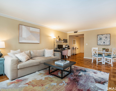 20 Outlook Avenue - Photo Thumbnail 4