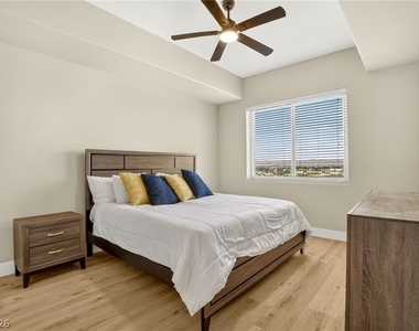 8255 Las Vegas Boulevard - Photo Thumbnail 8