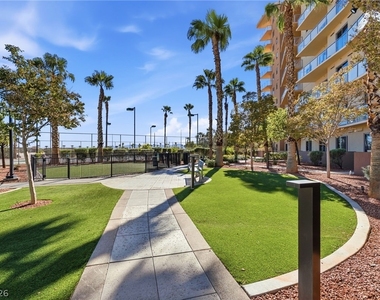 8255 Las Vegas Boulevard - Photo Thumbnail 21