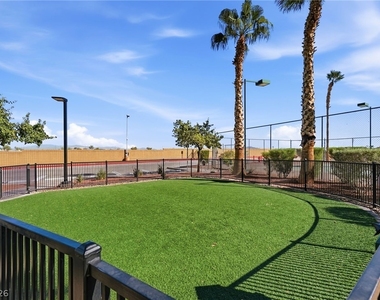 8255 Las Vegas Boulevard - Photo Thumbnail 20