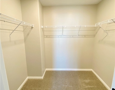 11597 Alpine Cove Avenue - Photo Thumbnail 22