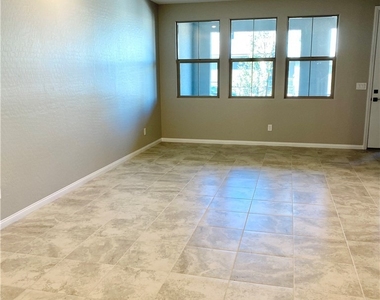 11597 Alpine Cove Avenue - Photo Thumbnail 10