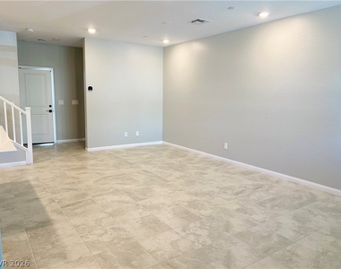 11597 Alpine Cove Avenue - Photo Thumbnail 7