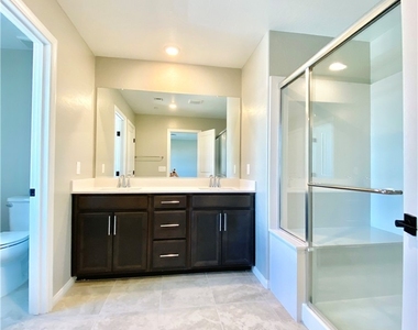 11597 Alpine Cove Avenue - Photo Thumbnail 23