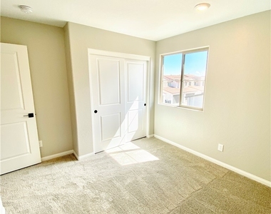 11597 Alpine Cove Avenue - Photo Thumbnail 33