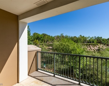 29 Montelago Boulevard - Photo Thumbnail 31