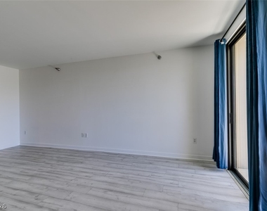29 Montelago Boulevard - Photo Thumbnail 27