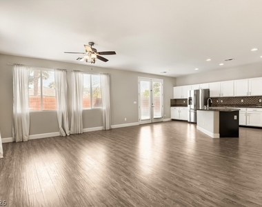 10356 Mystic Pine Road - Photo Thumbnail 7