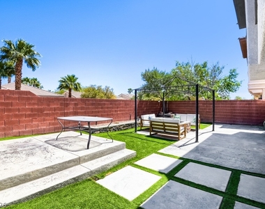10356 Mystic Pine Road - Photo Thumbnail 27