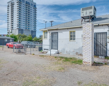 914 S 4th Street - Photo Thumbnail 10