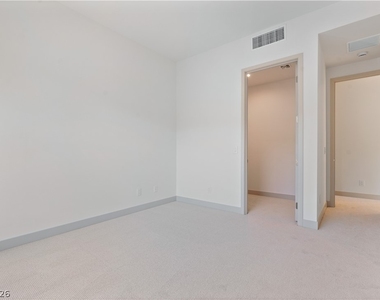 66 Lakefront Drive - Photo Thumbnail 42
