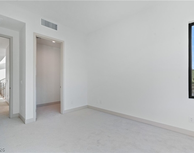 66 Lakefront Drive - Photo Thumbnail 40