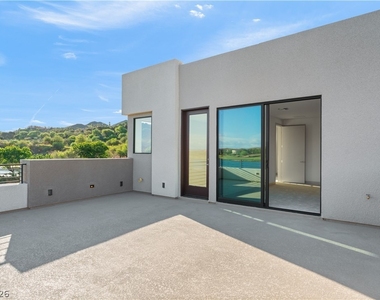 66 Lakefront Drive - Photo Thumbnail 49