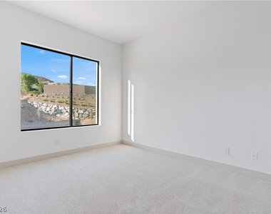 66 Lakefront Drive - Photo Thumbnail 41