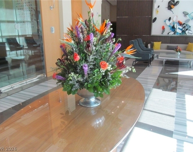 222 Karen Avenue - Photo Thumbnail 5