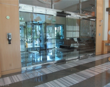 222 Karen Avenue - Photo Thumbnail 4