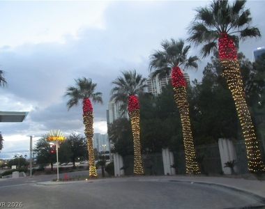 222 Karen Avenue - Photo Thumbnail 2
