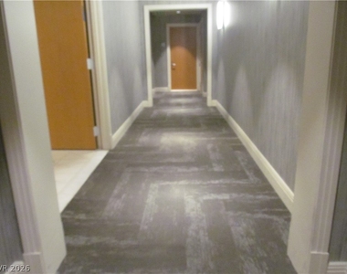 222 Karen Avenue - Photo Thumbnail 8