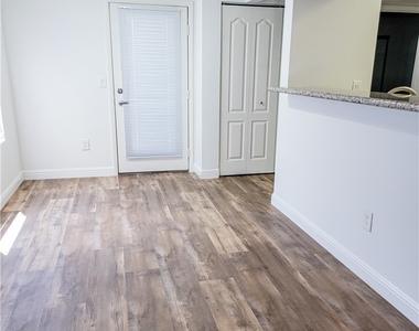 5055 W Hacienda Avenue - Photo Thumbnail 19