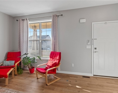 4809 Lepinske Farm Place - Photo Thumbnail 2
