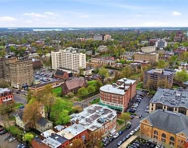 40 North Street - Photo Thumbnail 38