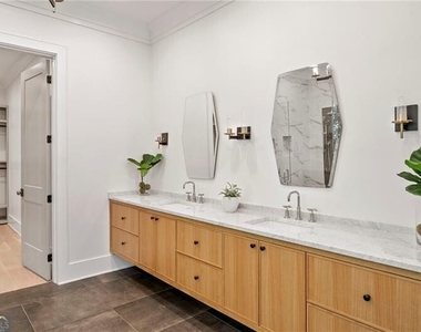 1074 Moores Mill Road Nw - Photo Thumbnail 32