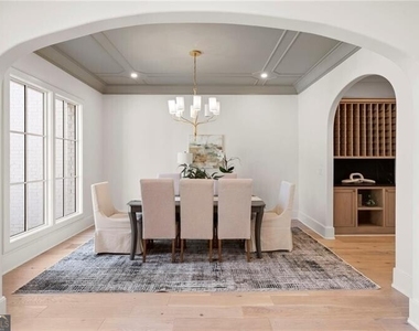 1074 Moores Mill Road Nw - Photo Thumbnail 6