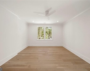 1074 Moores Mill Road Nw - Photo Thumbnail 49