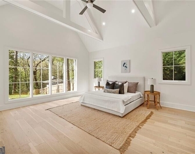 1074 Moores Mill Road Nw - Photo Thumbnail 28