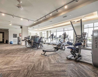 2965 Peachtree Road - Photo Thumbnail 27
