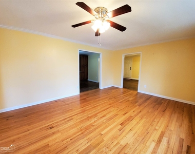 48 Leigh Street - Photo Thumbnail 4
