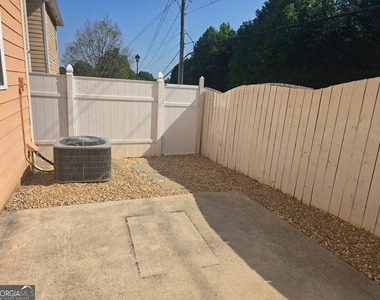 4409 Plum Frost Court - Photo Thumbnail 31