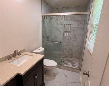 2768 Majestic Circle - Photo Thumbnail 5