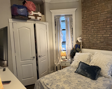 250 Mott Street - Photo Thumbnail 5