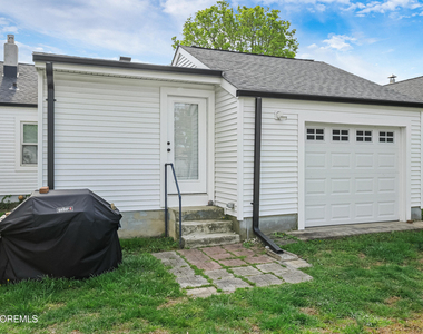 57 Villa Place - Photo Thumbnail 28