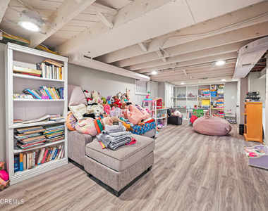 57 Villa Place - Photo Thumbnail 26