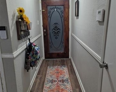 422 Thoreau Lane - Photo Thumbnail 1