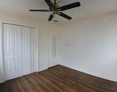 6811 Marla Drive - Photo Thumbnail 6