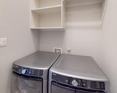 1516 Twistleaf Road - Photo Thumbnail 19