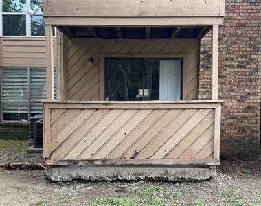 8110 Skillman Street - Photo Thumbnail 9