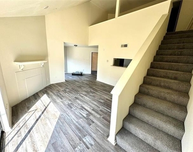 3524 Buckingham - Photo Thumbnail 6