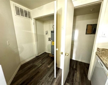 3524 Buckingham - Photo Thumbnail 4
