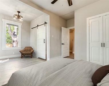1247 Georgia Avenue - Photo Thumbnail 2