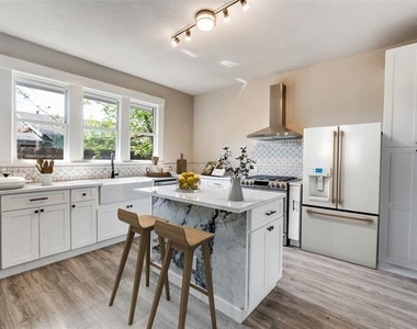1247 Georgia Avenue - Photo Thumbnail 4