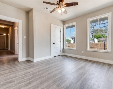 1247 Georgia Avenue - Photo Thumbnail 7
