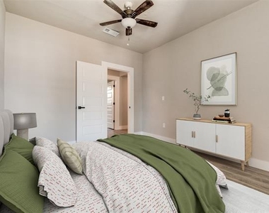 1247 Georgia Avenue - Photo Thumbnail 5